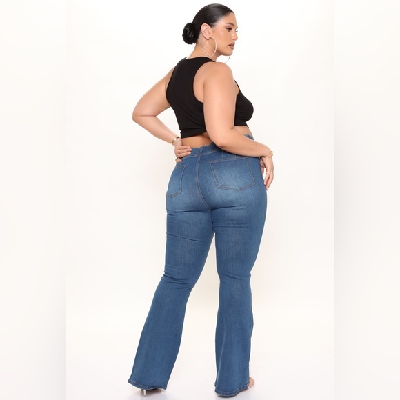 Fashion Nova Effortless Pull On Flare‎ Jeans - Picture 5 of 10